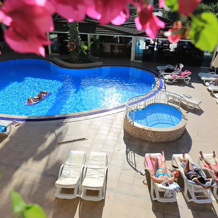 Hotel de apartamente Club Amaris 3*