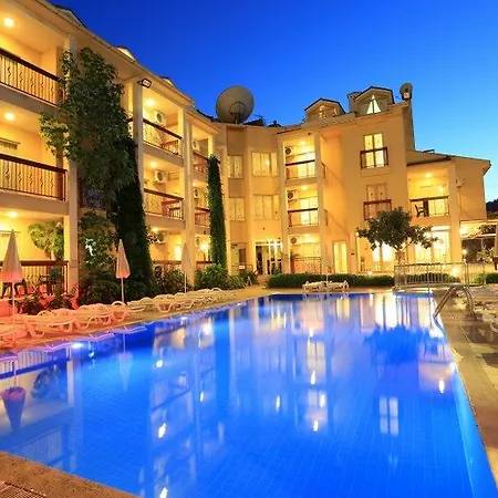 Club Amaris شقة فندقية Armutalan